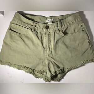 BILLABONG Women’s Green Jean Shorts(worn twice)